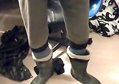 nlboots - WR boots, void urine, military lengthy johns and socks