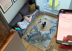 Prankster gets this girl horny by jamming a vibrator inside