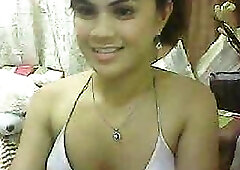 Tranny babe jerks off and swallows her own cum solo