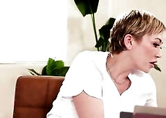 Golden-haired mother I'd like to fuck Gets Wicked Nuru Massage