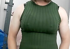 Fingering my bum makes me cum