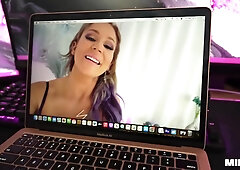 Large-Breasted mom Nikki Sexx fucks laptop repair guy