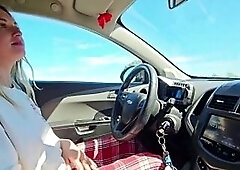 Traveling with my girlfriend, this babe couldn't hold back: a deluxe jerk-off and a oral-sex by the side of the road.