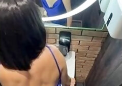 I Cheated On My Boyfriend In The Nightclub Toilet