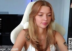 pink_flow0 - Live Webcam Show 2026-05-05