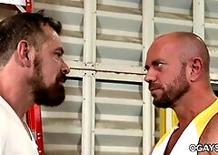 Max hardcore crying, max duro, mature crying