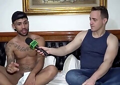 #Suite69 - Participe do showcase de sexo ao vivo com o adult movie star Lucca Santanna no Club Rainbow - Parte three - Instagram: @TVPapoMix