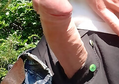 Twunk displaying off his BWC with precum outside