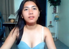 Romanian amateur webcam teen masturbate