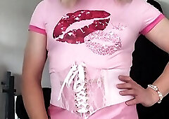 I love dressing like a girl