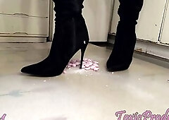 Girlfriends suede boots and crunchy candy