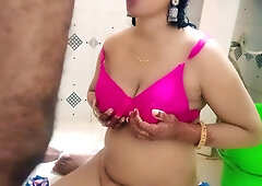 Devor Enters Her Washroom While Bhabhi Is Taking A Shower And Cums On Her Face