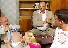 fifty Anni e Ancora Piu' Troia (Full Video)