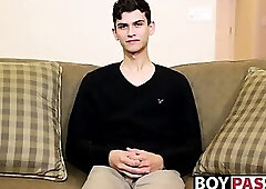 Twink is impossible to stop from jerking off after interview