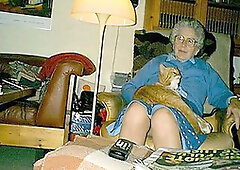 Old grandma with long boobs masturbates her cunt