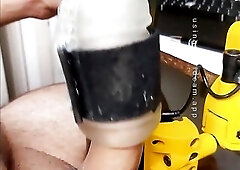 DOC_OBVIOUS_FR SOLO BOY TOY ENJOYMENT THIS DAY