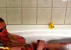 Ts Jesse - Hot Trans Rubs One Off Before Taking A Bath