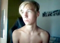 Austrian Cutie Cumsbig Cock Tight Hot Ass On Cam