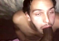 YOUNGE WHITE teen sucks BBC tranny