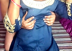 Indian Boy Kissing Muture Cannot Resist The Young Girl