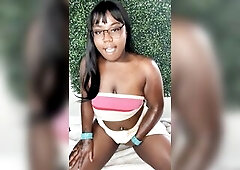 I'm clothed as Chel from Eldorado, let me give u wank instructions whilst I touch my snatch