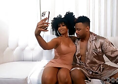 Sultry ebony MILF hot video