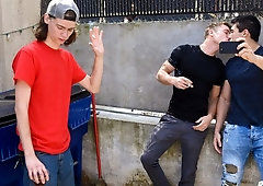 Axel Kane and Justin Matthews fuck after work