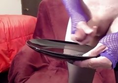 Susie Que XXX Jacks Off & Eats Her Cum