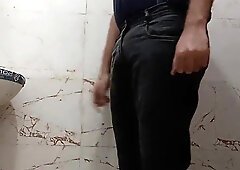 Tugging trunk after eyeing partner 34 size clevage in beach