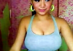 Tranny Sucks her Own Cock