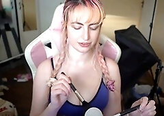 Twitch streamer, lovable, tall woman