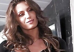 Shemale Porn Video Ariel Demure I Jade Venus