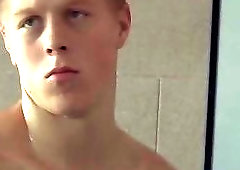 Muscle twink rimjob with cumshot