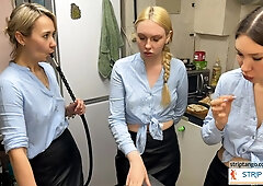 dirtypub Free live porn at stripTango