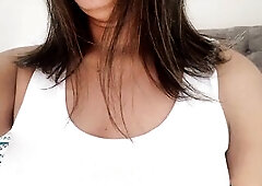 GO INTO THIS CLASS AND U WILL LEARN HOW TO ENTICE A WOMAN, NO MATTER THE SIZE OF YOUR DONG