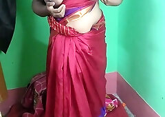 Bengali Boudi In Desi Strips In Sharee And Fucking With Cucumber