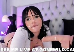 Latina Webcam Toy Play