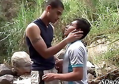 Amateur latin sucking