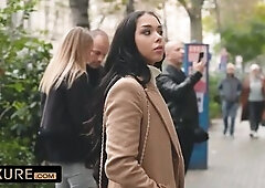 Guided voyage towards fun