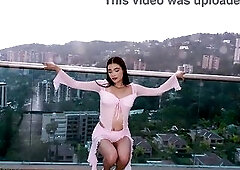 Viper Soaked faces 2 large knobs that destroy her butt