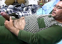 Big-Cock Daddy Plays Alone in Bed