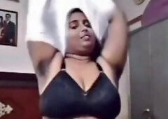 Gouthami reddy manthena removing dress and showing black sexy bra in bedroom video