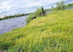 Dude Public Flash Dick and ejaculation near blone beauty with large natural bazookas on nature