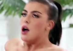 Gal Ritchie And Zariah Aura - This Bush Aint Gonna Shave Itself