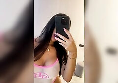 Do u wanna screw me in the booty?