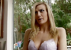 Blond Tart Devours A Prick Like It's Made Of Candy