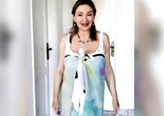 mother I'd like to fuck seducing