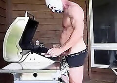 The Clown Grillin Out