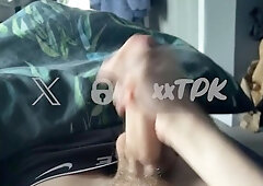 Uber-cute Twunk Blows Morning Geyser - TPK