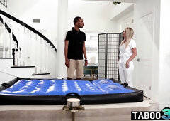 Exciting mommy masseus relaxing on an oily BIG BLACK COCK